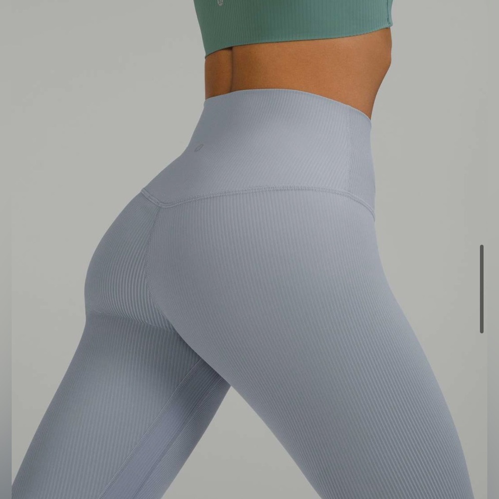 Lululemon ribbed align leggings  28”